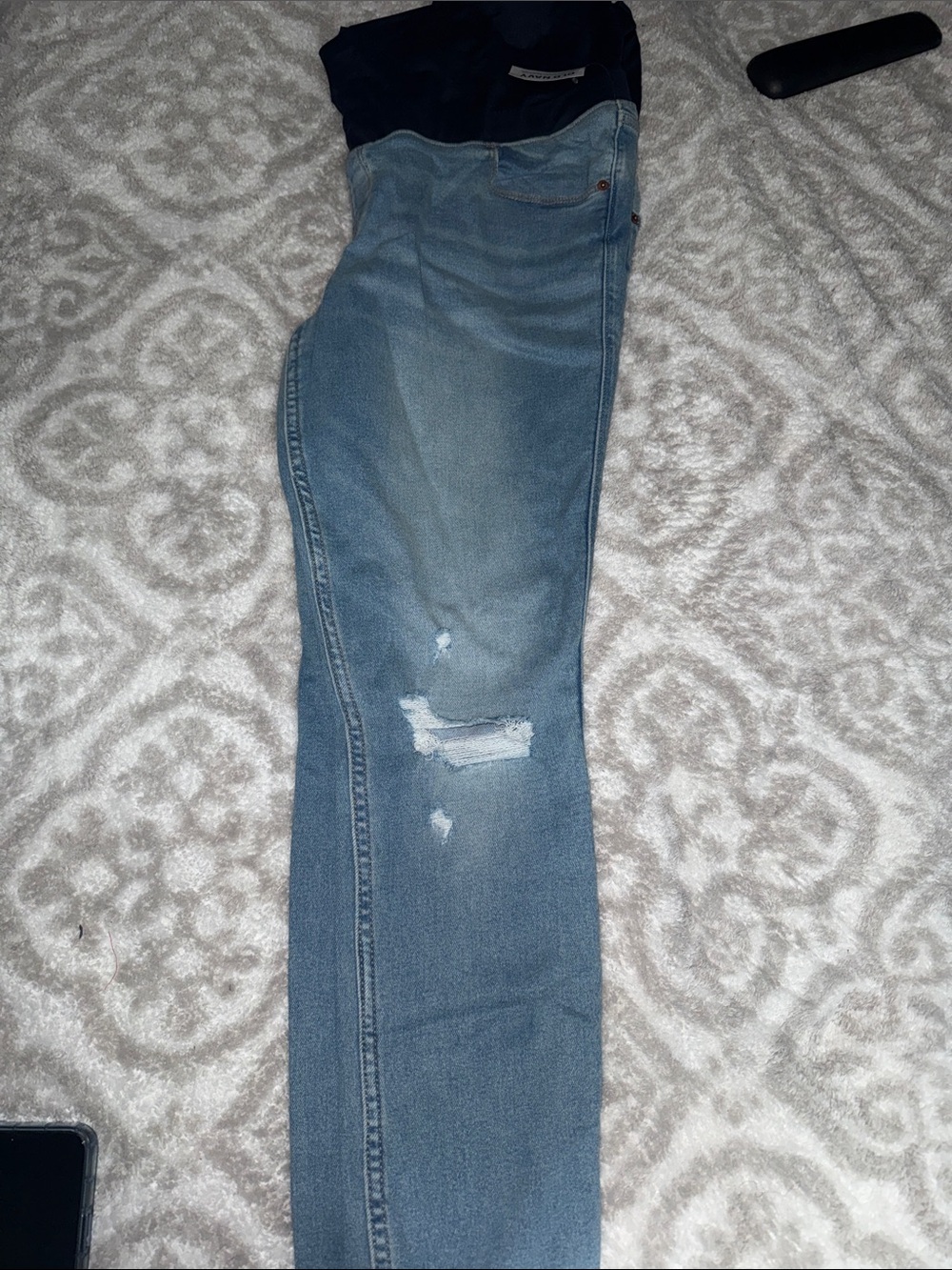 Old Navy Light Blue Skinny Jeans with Knee Distress